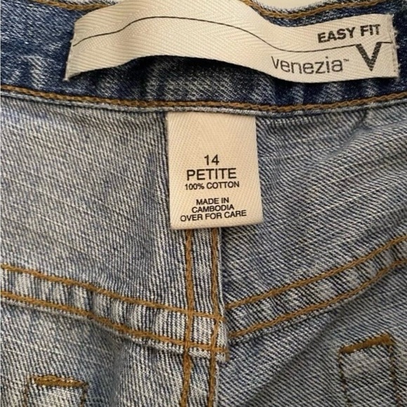 Women's Venezia by Lane Bryant Easy Fit Blue Straight Leg Jeans Size 14P - Picture 3 of 4